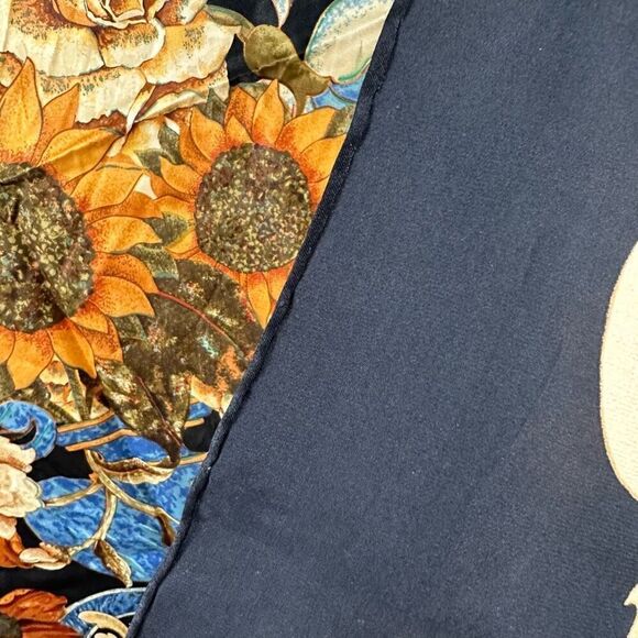 Chanel Scarf Floral Silk Multicolor Fall - Picture 14 of 15